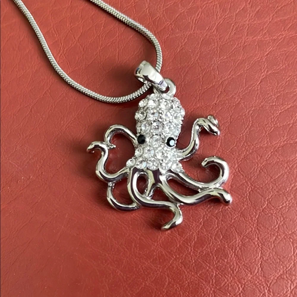 Silver Octopus Pendant Necklace - Picture 1 of 3